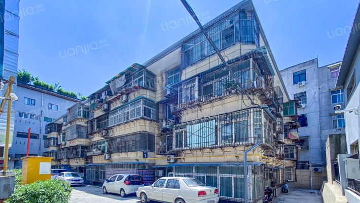 文苑大酒店家属楼外景图