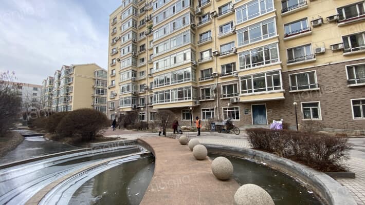 闲庭花园外景图