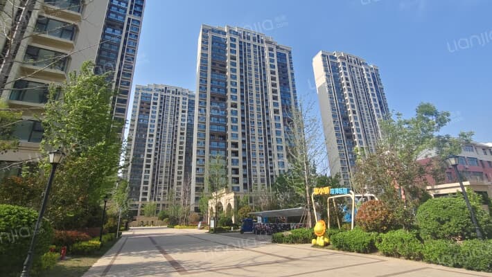 中梁首府外景图