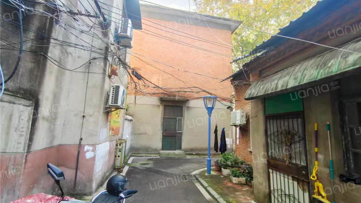 搬运公司小区外景图