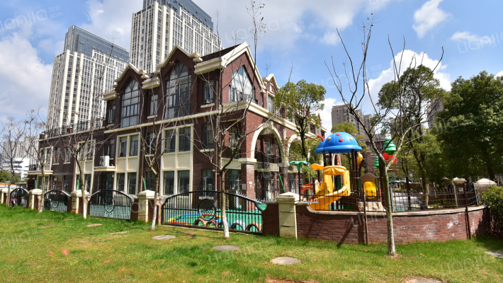 绿都悦府外景图