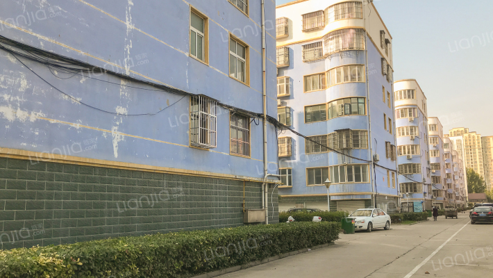 许昌技术经济学校家属区外景图