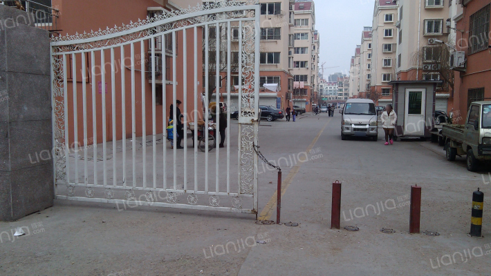 史家泊子社区盛泰家园C区外景图