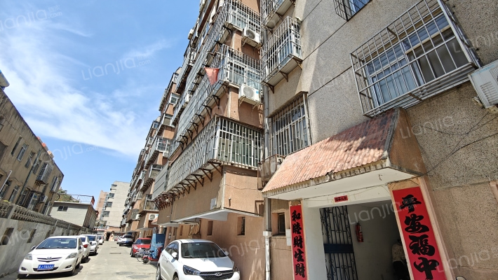 小学路东回迁楼外景图