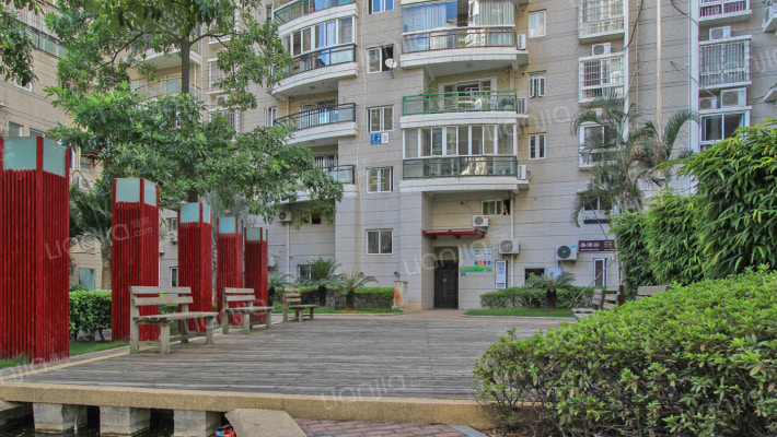 金领广场外景图