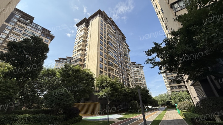 绿地滇池国际健康城外景图