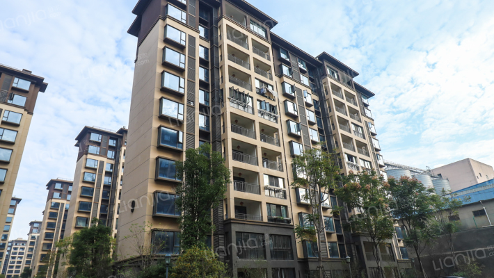 力高君御世家外景图