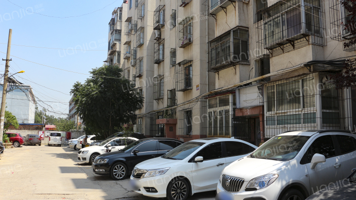 兴源里园丁楼外景图