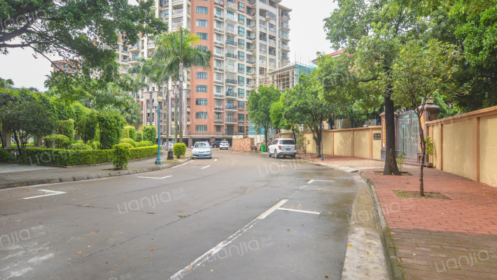 金凤湾畔外景图