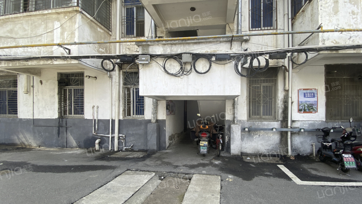 阜阳市国土资源局家属院外景图