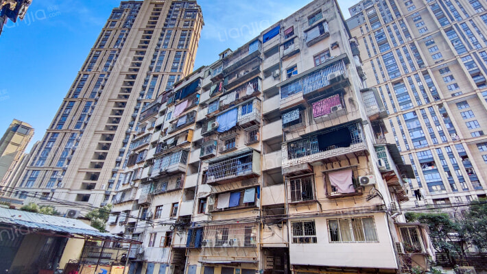 鳌光小区外景图