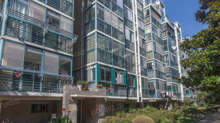 娱乐花园外景图