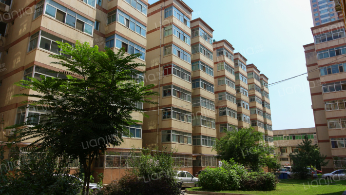 八盘峡水电厂住宅小区外景图