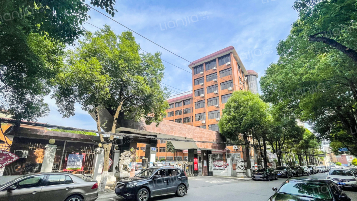 襄州区财政局家属院外景图