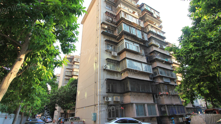 洪湖二街4号大院外景图