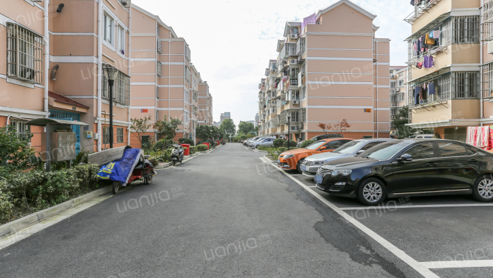 青灯新村西区外景图