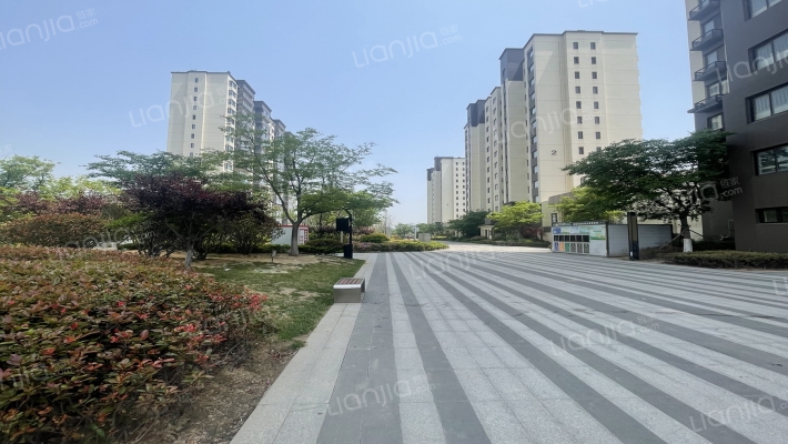 瑞源名嘉康城外景图