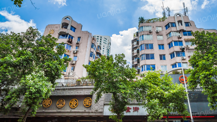 海龙大厦外景图