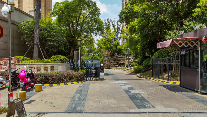 丁香花园外景图