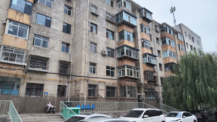 西固文化馆家属楼外景图