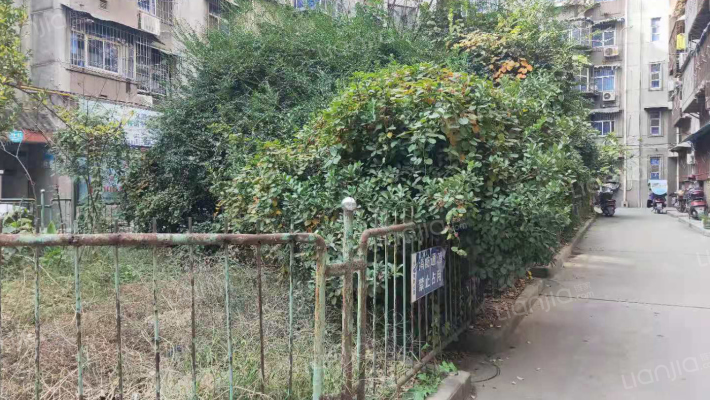 金隆住宅小区外景图