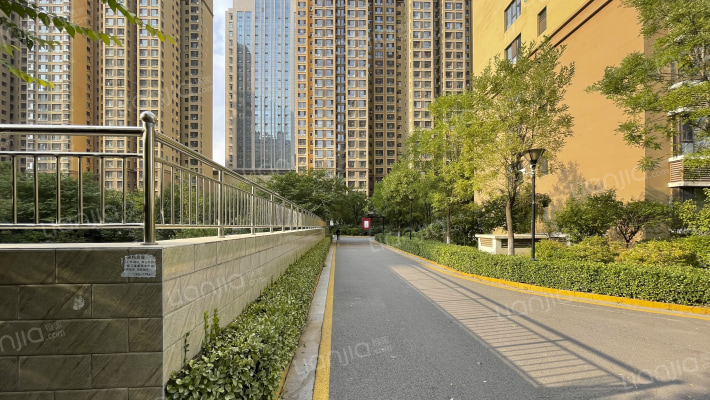 坤泽十里城北区外景图