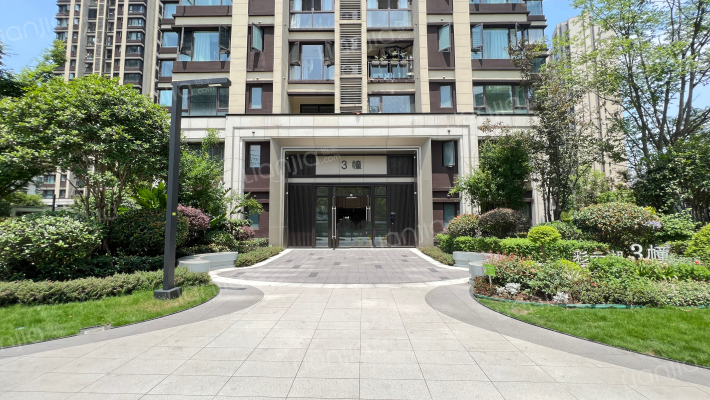 万科彩云湖外景图