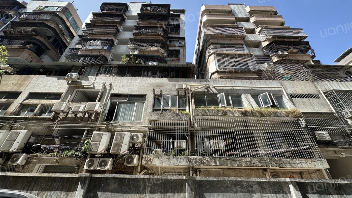 黄岐侨富楼外景图