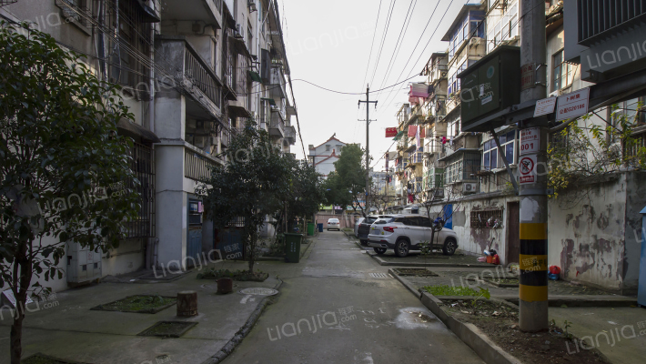 卜树集小区外景图