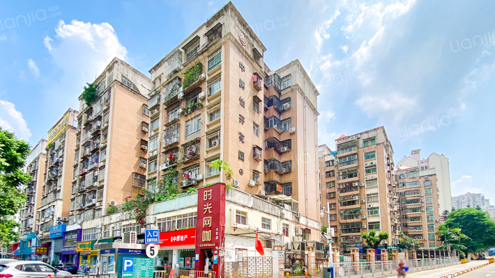 中房怡芬花园外景图