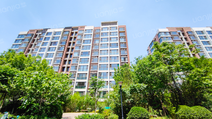 绿景尚品外景图