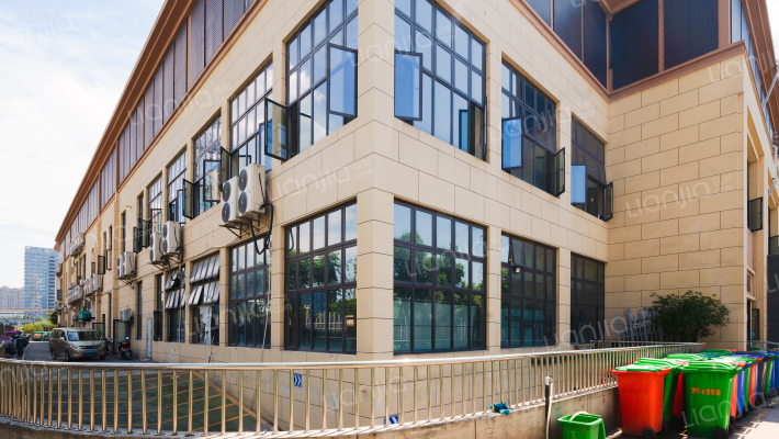 迎驾农贸市场外景图