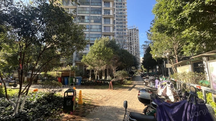 锦泰花园外景图