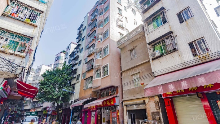 广州大学教师楼外景图