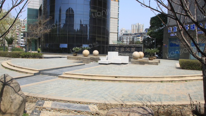 左邻风度外景图