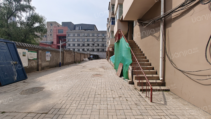 小邮局宿舍外景图