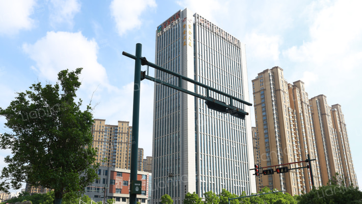 紫金大厦外景图