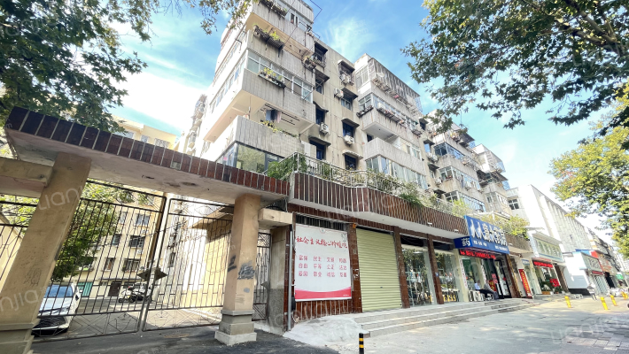 县油厂家属院外景图