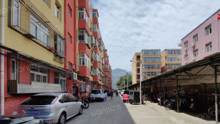 北京东关二条房价怎么样东关二条房源户型图小区车位交通地址详情分析