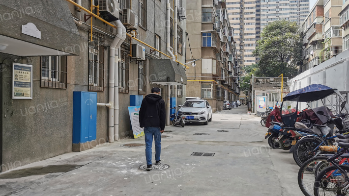 东方大酒店二号家属院外景图