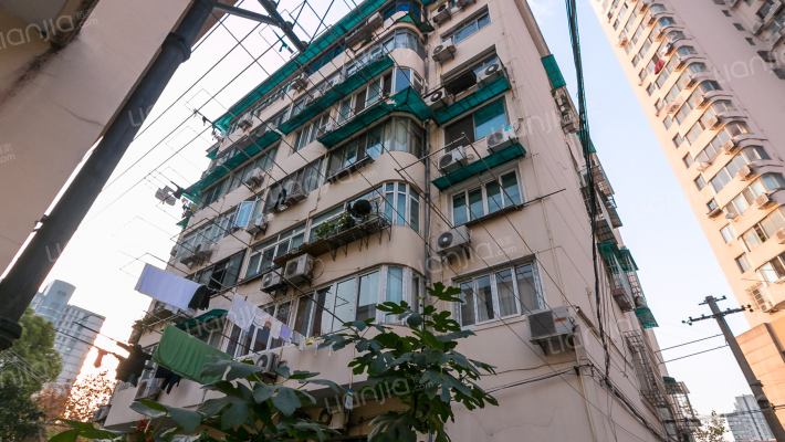 长宁路225弄外景图