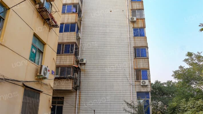 南关街178号院外景图