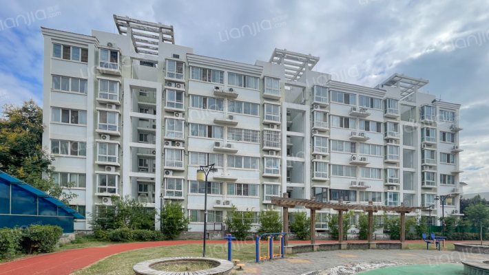 安泰警苑外景图