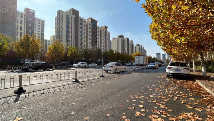 宏泰龙河枫景外景图