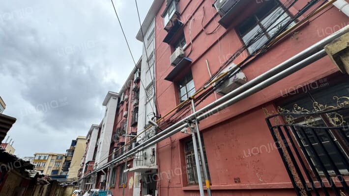 温明路14号院外景图