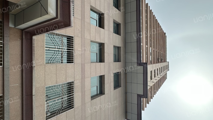 建鑫大厦外景图