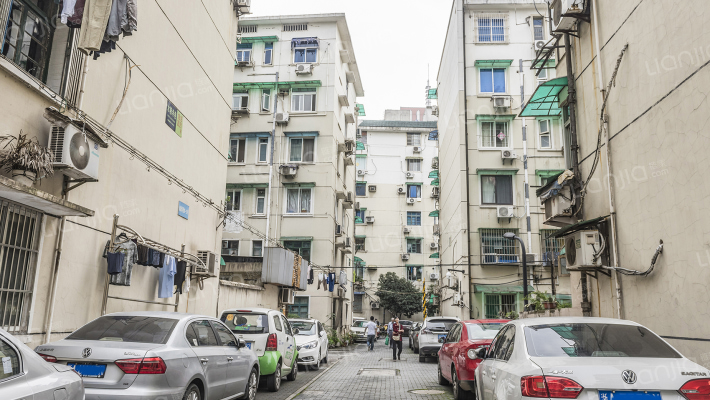 水陆寺巷外景图