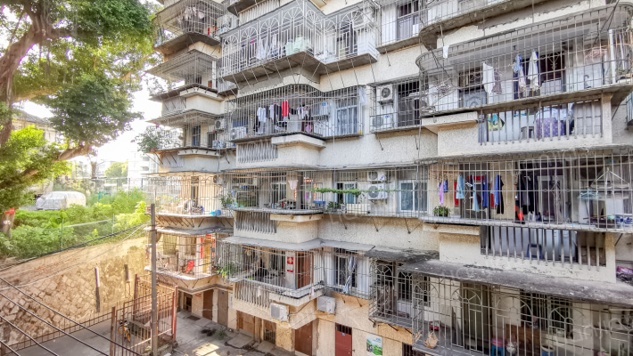 外贸学院万春巷宿舍外景图