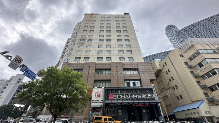 兴隆大厦外景图