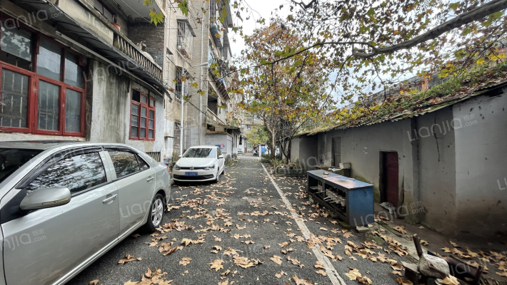 简易宿舍外景图